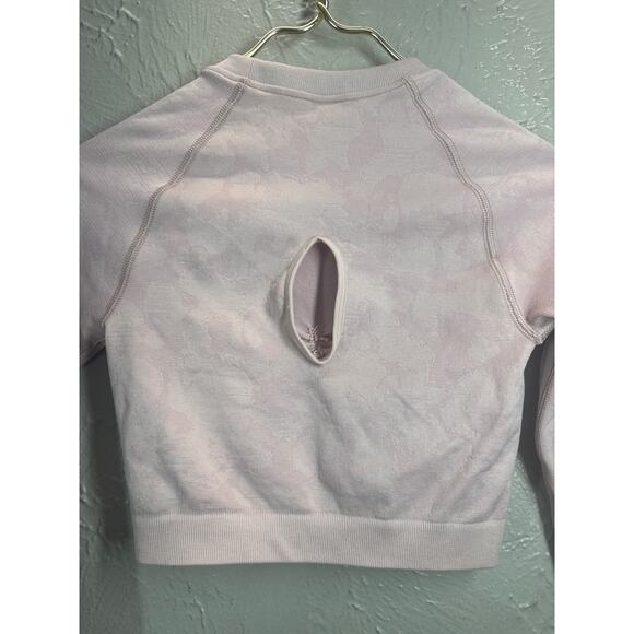 Gymshark Long Sleeve Women’s Adapt Camo Seamless Camo Cropped Top Shirt Small - Picture 3 of 6